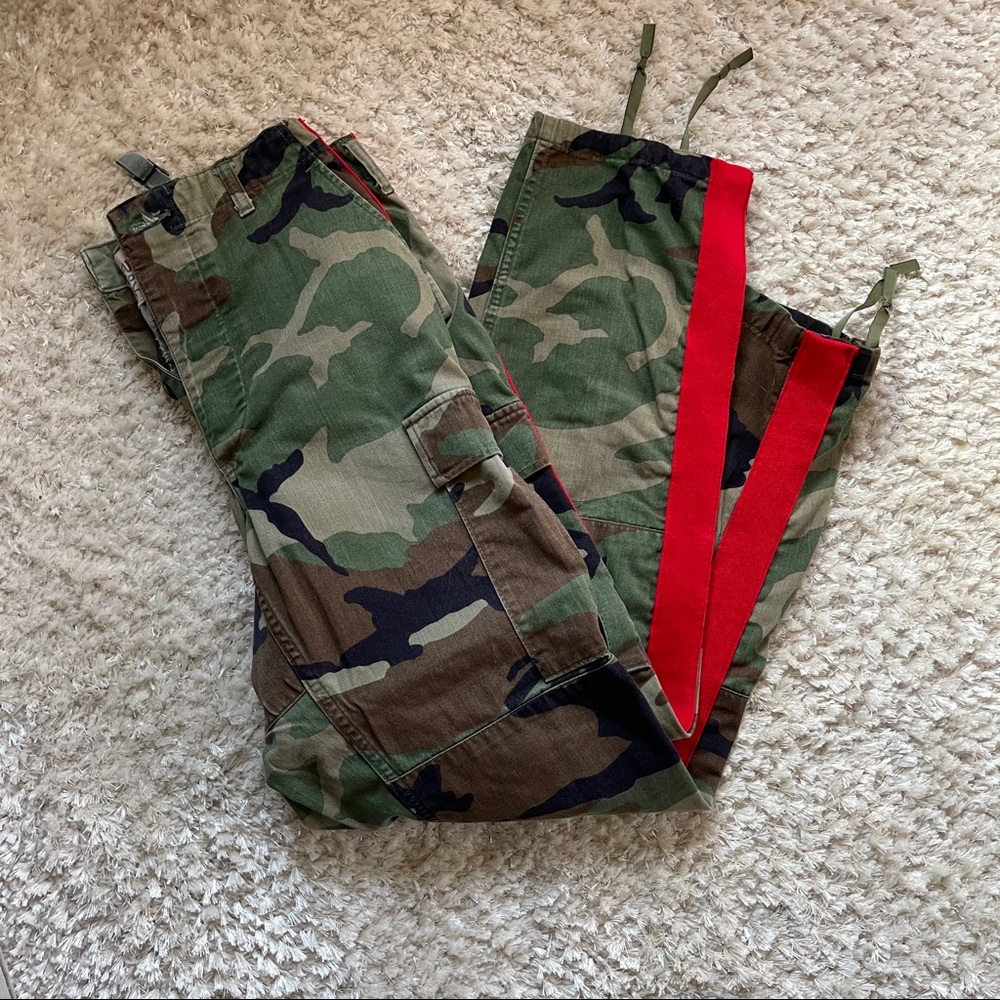 Camp cargo pants